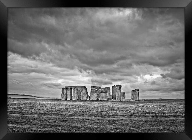 Stonehenge, Wiltshire, UK. Framed Print by Peter Bolton