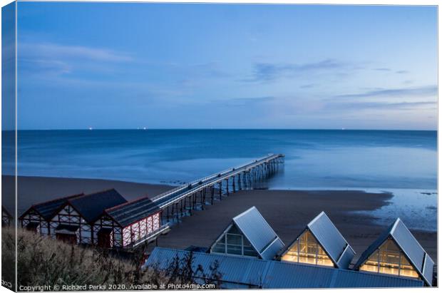 Start of the day - Saltburn pier Canvas Print by Richard Perks