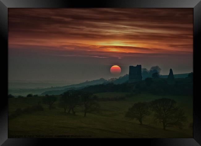 Sunset at Hadleigh Castle, Essex, UK. Framed Print by Peter Bolton