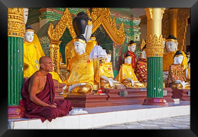 Shwedagon Zedi Daw Pagoda at Yangon / Rangoon, Burma Framed Print by Arterra 