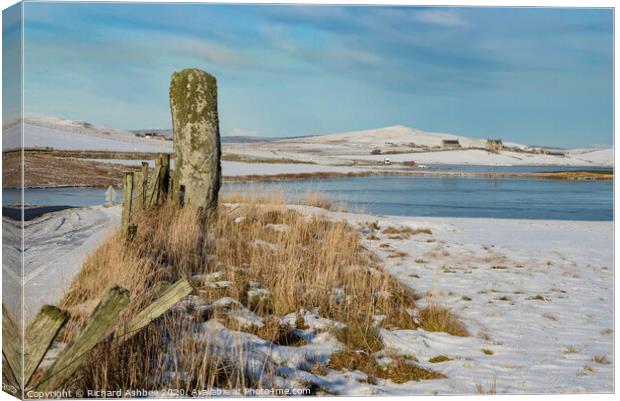 Asta Standing stone, Shetland Canvas Print by Richard Ashbee