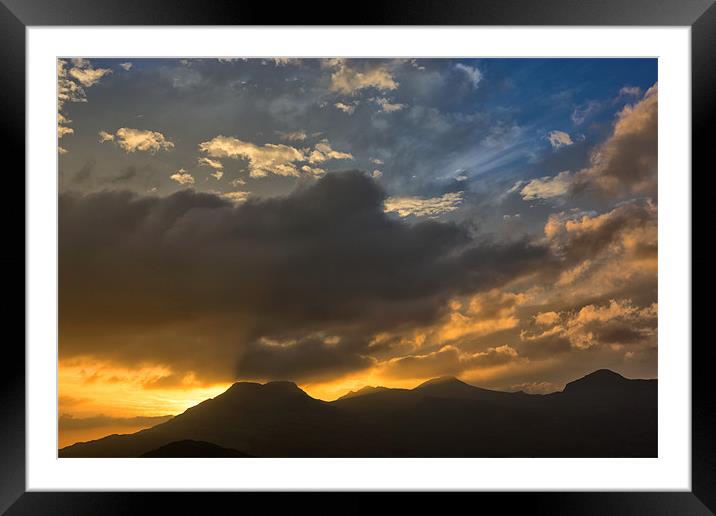 October sunset Framed Mounted Print by Rory Trappe