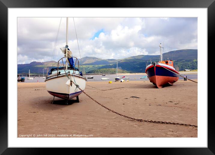 Beached boats  and mountains at Barmouth in Wales. Framed Mounted Print by john hill