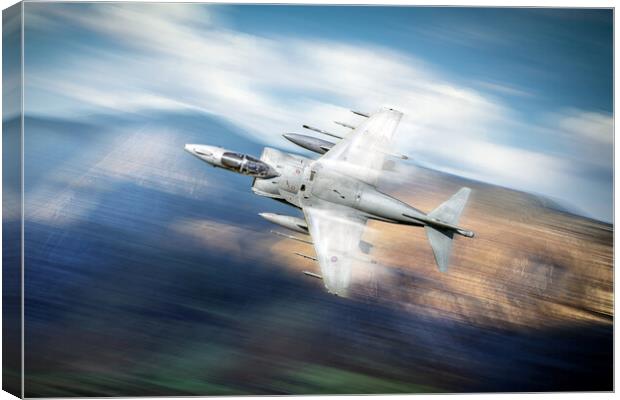 Harrier GR7 Canvas Print by J Biggadike