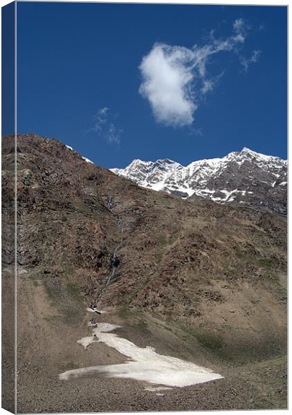 Mountains in Lahaul Valley Canvas Print by Serena Bowles