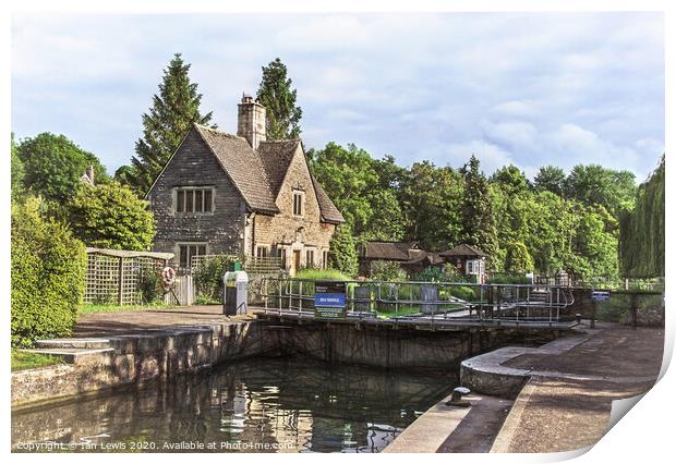 Iffley Lock Near Oxford Print by Ian Lewis