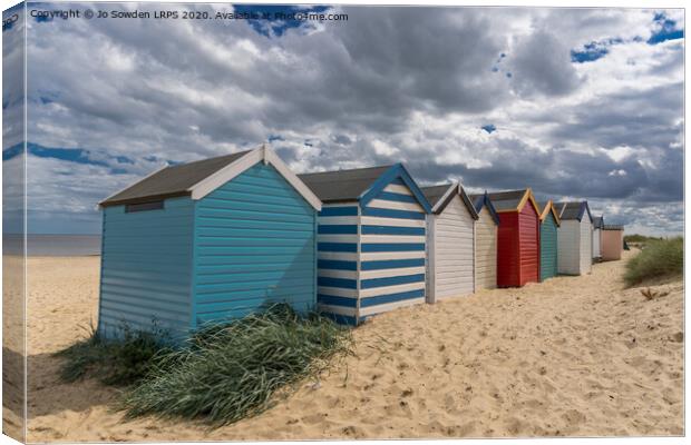 Southwold Beach Huts Canvas Print by Jo Sowden