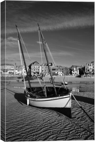 Fishing boat in St Ives harbour, Cornwall Canvas Print by Dan Ward
