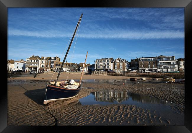 St Ives Harbour, Cornwall Framed Print by Dan Ward