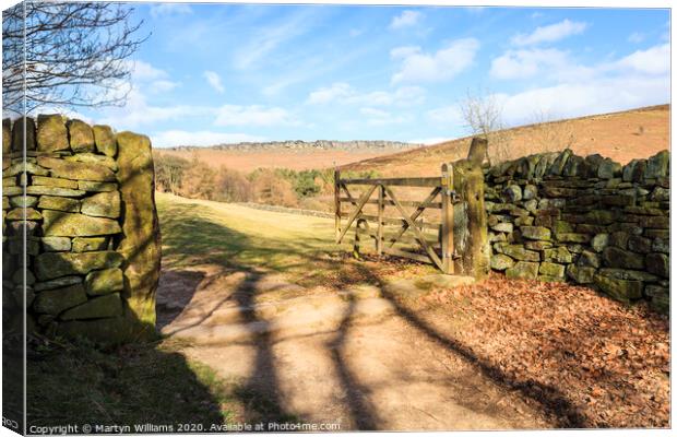 Peak District Footpath To Stanage Edge Canvas Print by Martyn Williams
