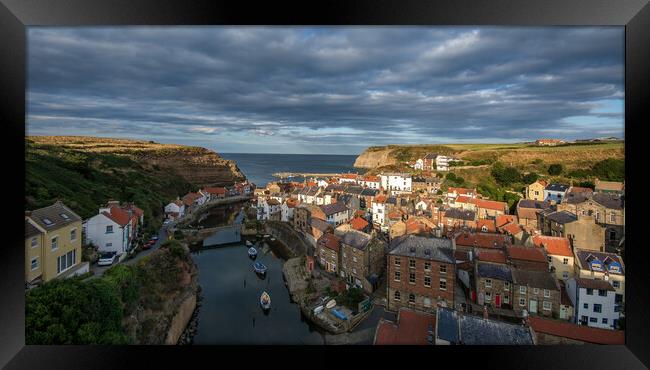 Staithes, North Yorkshire Framed Print by Dan Ward