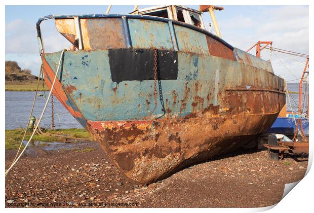 Derelict Rusting Boat Print by chris hyde