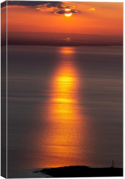 Beautiful sunset light reflection Canvas Print by Arpad Radoczy