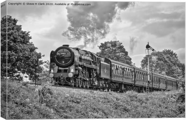 70013 Oliver Cromwell - Black and White Canvas Print by Steve H Clark