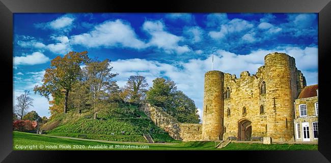 Tonbridge Castle (Kent) Framed Print by Dave Burden
