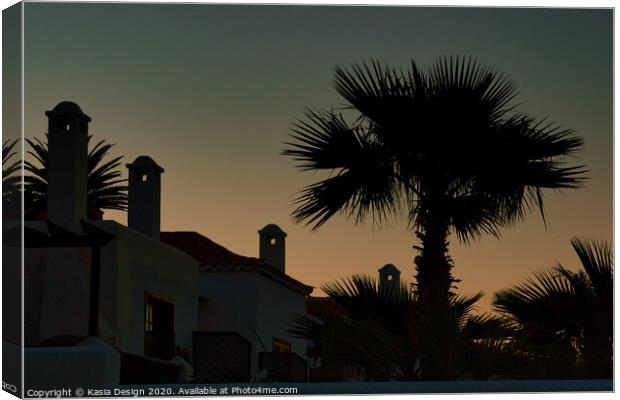 Enjoying a Holiday Sunset under Palm Trees Canvas Print by Kasia Design