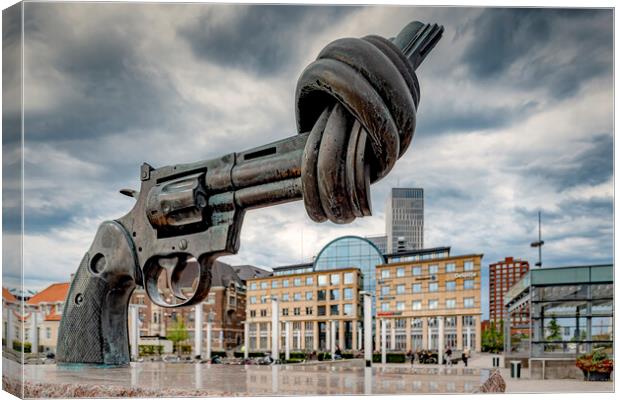 Malmo Knotted Gun Sculpture Canvas Print by Antony McAulay