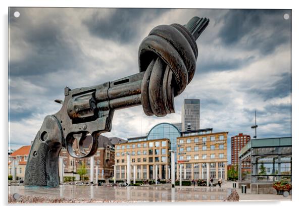 Malmo Knotted Gun Sculpture Acrylic by Antony McAulay