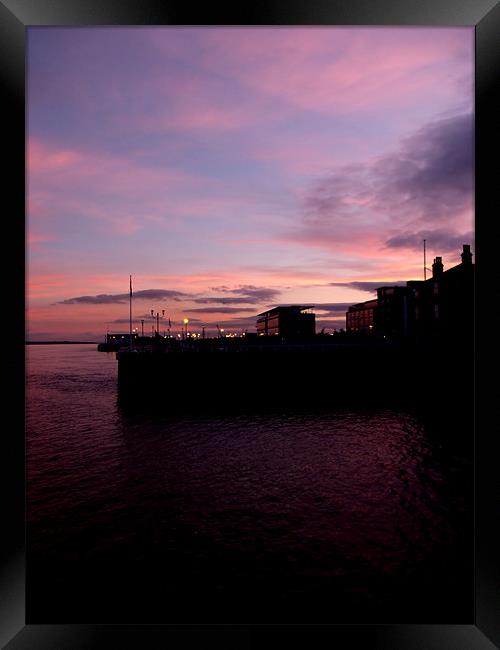 Sun Setting on Hull Marina Framed Print by Sarah Couzens