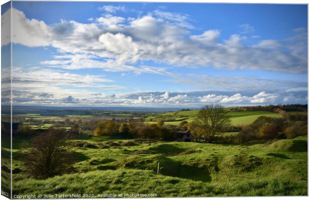 Oxfordshire Brill landscape as far as the eye can  Canvas Print by Julie Tattersfield