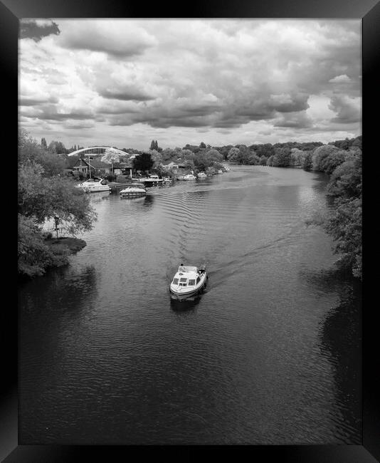 Walton On Thames  Framed Print by Clive Eariss