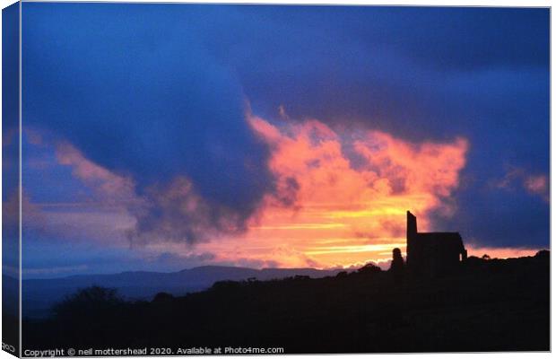 Cornish Furnace. Canvas Print by Neil Mottershead