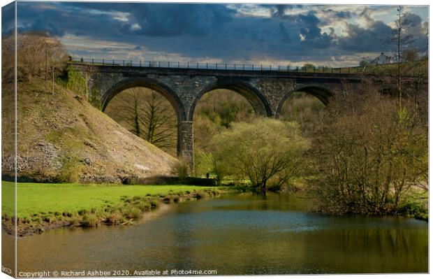 Monsal Dale viaduct and the River Wye Canvas Print by Richard Ashbee