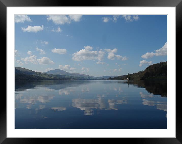 Bala Lake on a clear day Framed Mounted Print by neal frost