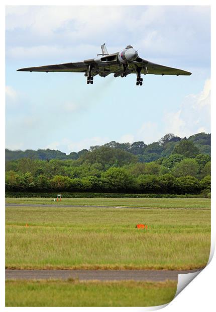 XH558 Abingdon air show Print by Oxon Images
