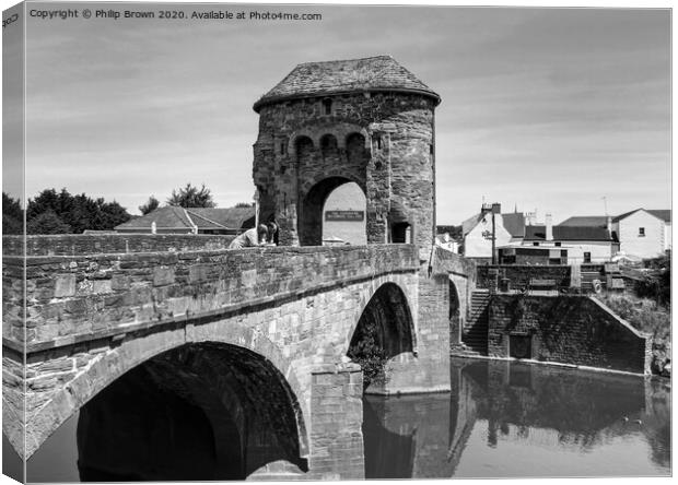 Monmouth 13th Century Bridge and Gate, Wales - Bla Canvas Print by Philip Brown