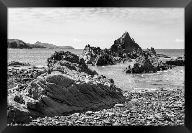 Rock formations at Traeth Llyfn, Pembrokeshire, Wa Framed Print by Andrew Kearton