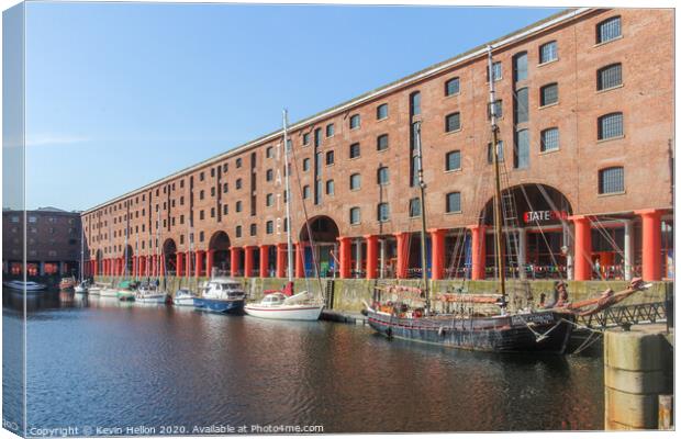 The Tate Museum, Albert Dock Canvas Print by Kevin Hellon