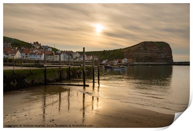 Staithes harbour, North Yorkshire Print by Andrew Kearton