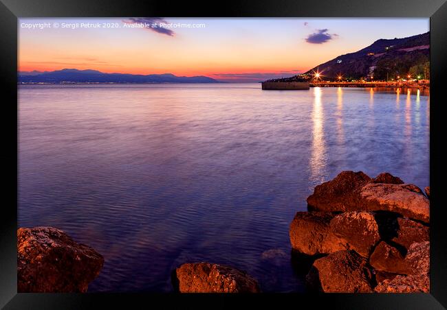 Beautiful, bright sunset on the Corinthian bay at night Loutraki, Greece. Framed Print by Sergii Petruk