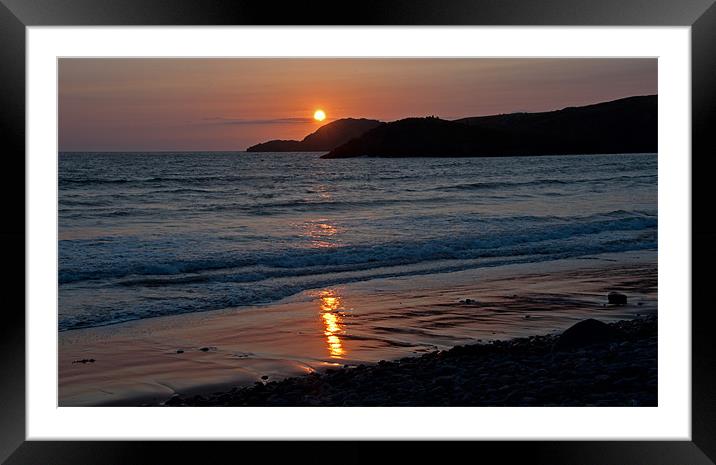 Whitesands Bay Framed Mounted Print by Geoff Storey