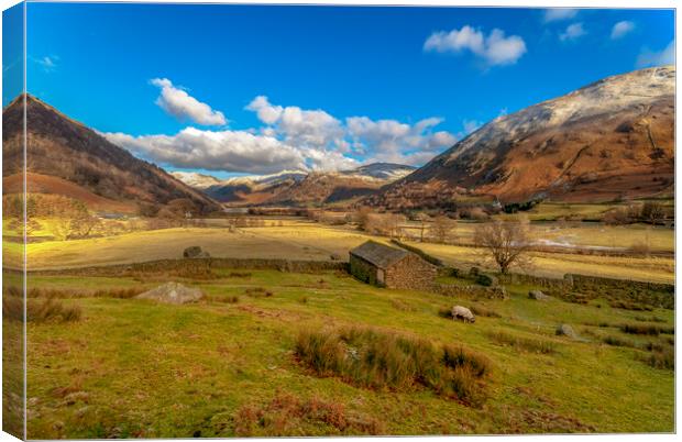 snowy mountain tops  in the lake district cumbria Canvas Print by Eddie John