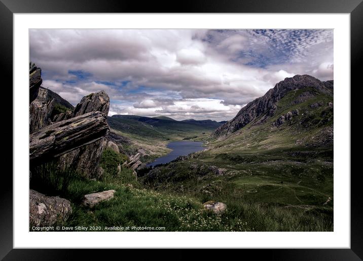 Tryfan Framed Mounted Print by Dave Sibley