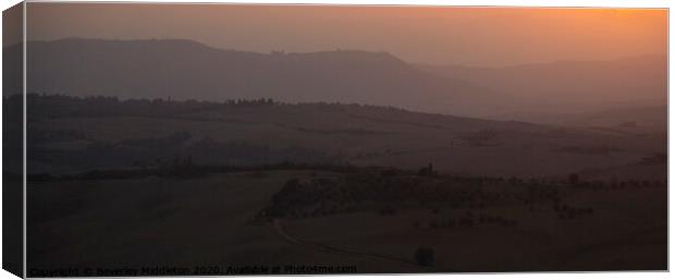 Sunset over the Valdorcia Tuscany Canvas Print by Beverley Middleton