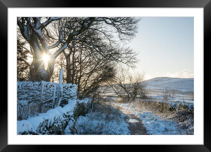 Path to Lantern Pike on a winter morning Framed Mounted Print by Andrew Kearton