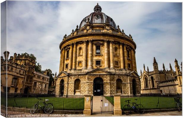 Bodleian Library Canvas Print by Neil Porter