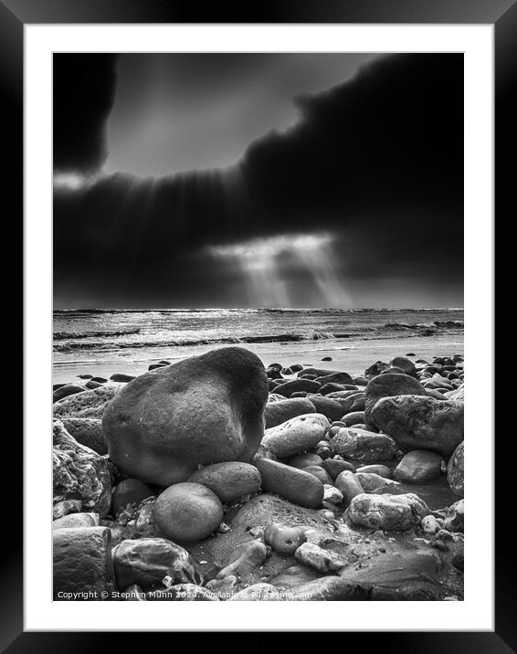 Lyme Regis stoney beach Framed Mounted Print by Stephen Munn