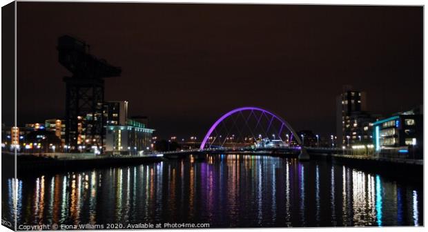 Glasgow at night Canvas Print by Fiona Williams
