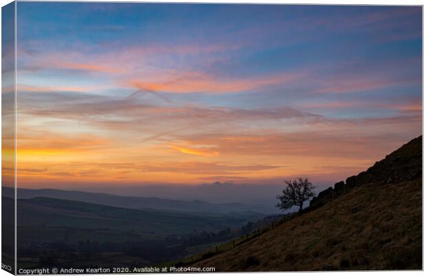 Dawn sky at Cown Edge, Glossop, Derbyshire Canvas Print by Andrew Kearton