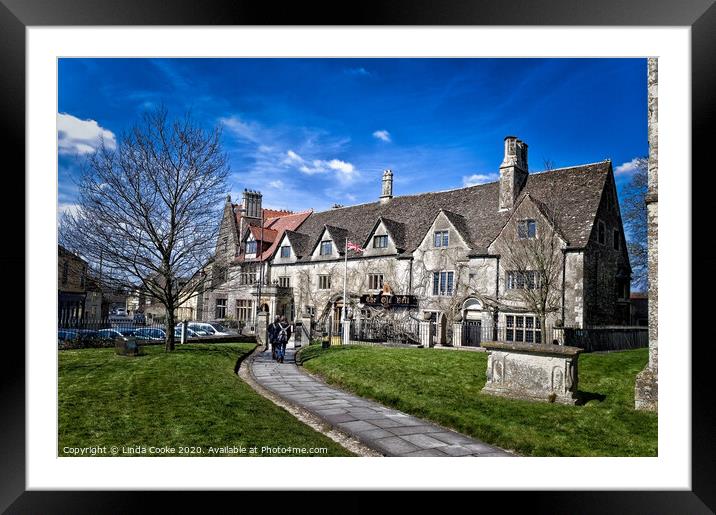 The Old Bell Hotel, Malmesbury, Wiltshire Framed Mounted Print by Linda Cooke