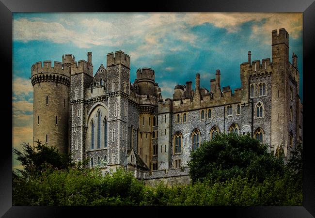 Arundel Castle Framed Print by Chris Lord