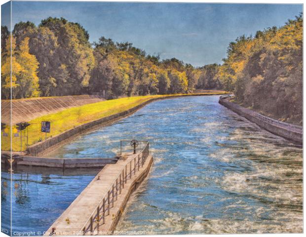Artistic view of the Villoresi canal from the Panperduto dam Canvas Print by Claudio Lepri