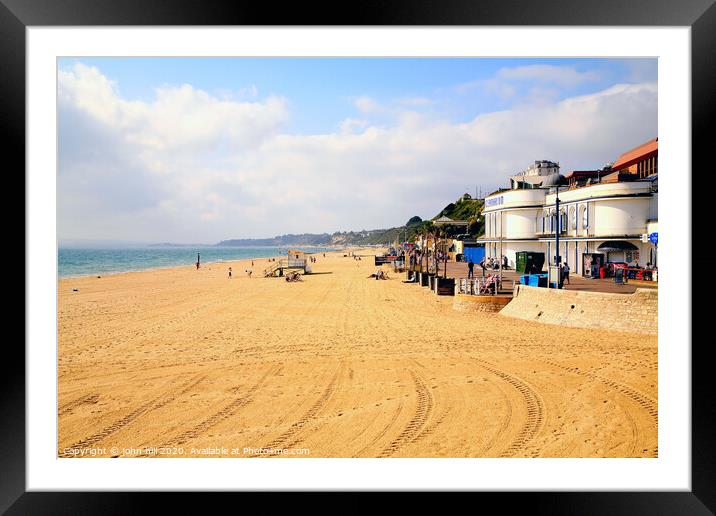 The beach looking South from the pier at Bournemouth in Dorset. Framed Mounted Print by john hill