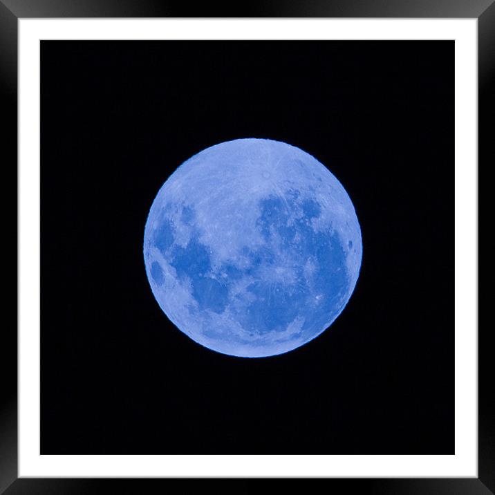 Blue moon Framed Mounted Print by Craig Lapsley
