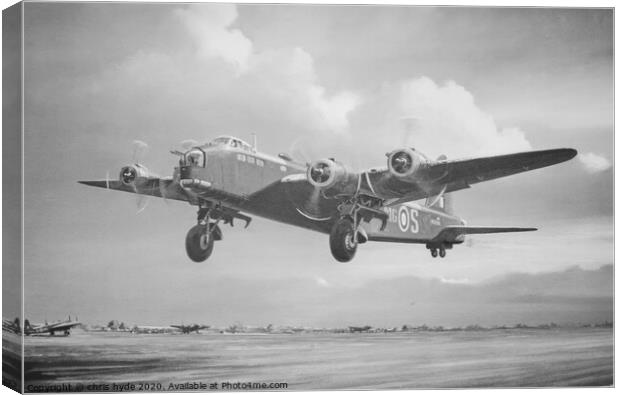 Short Stirling Bomber Canvas Print by chris hyde