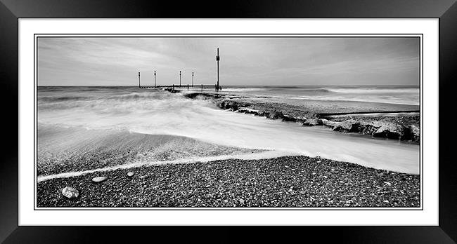 Incoming tide Framed Print by Steve White